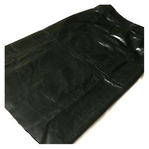 GAP - Black Leather Skirt